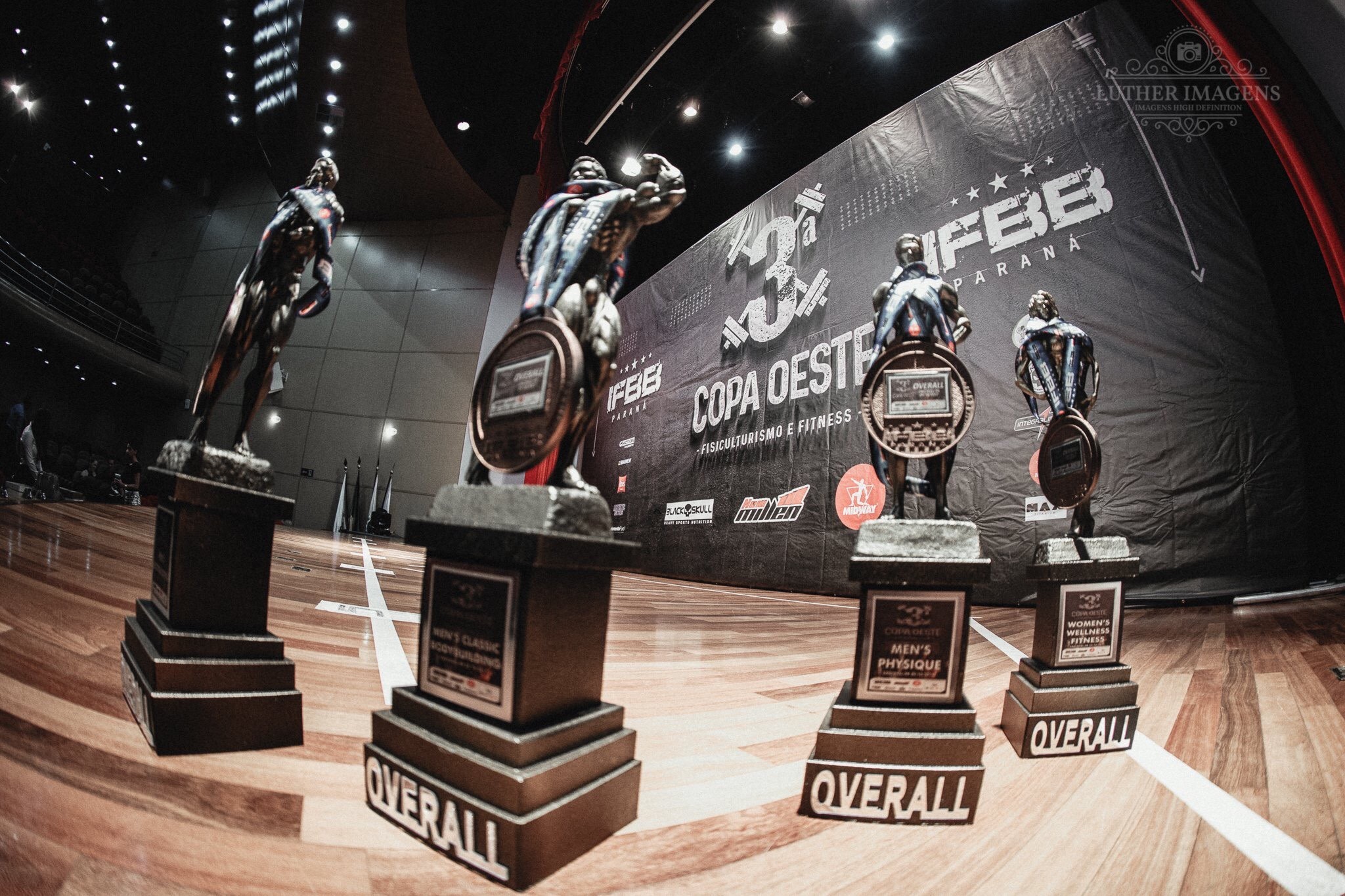 Overall trophies for IFBB Paraná